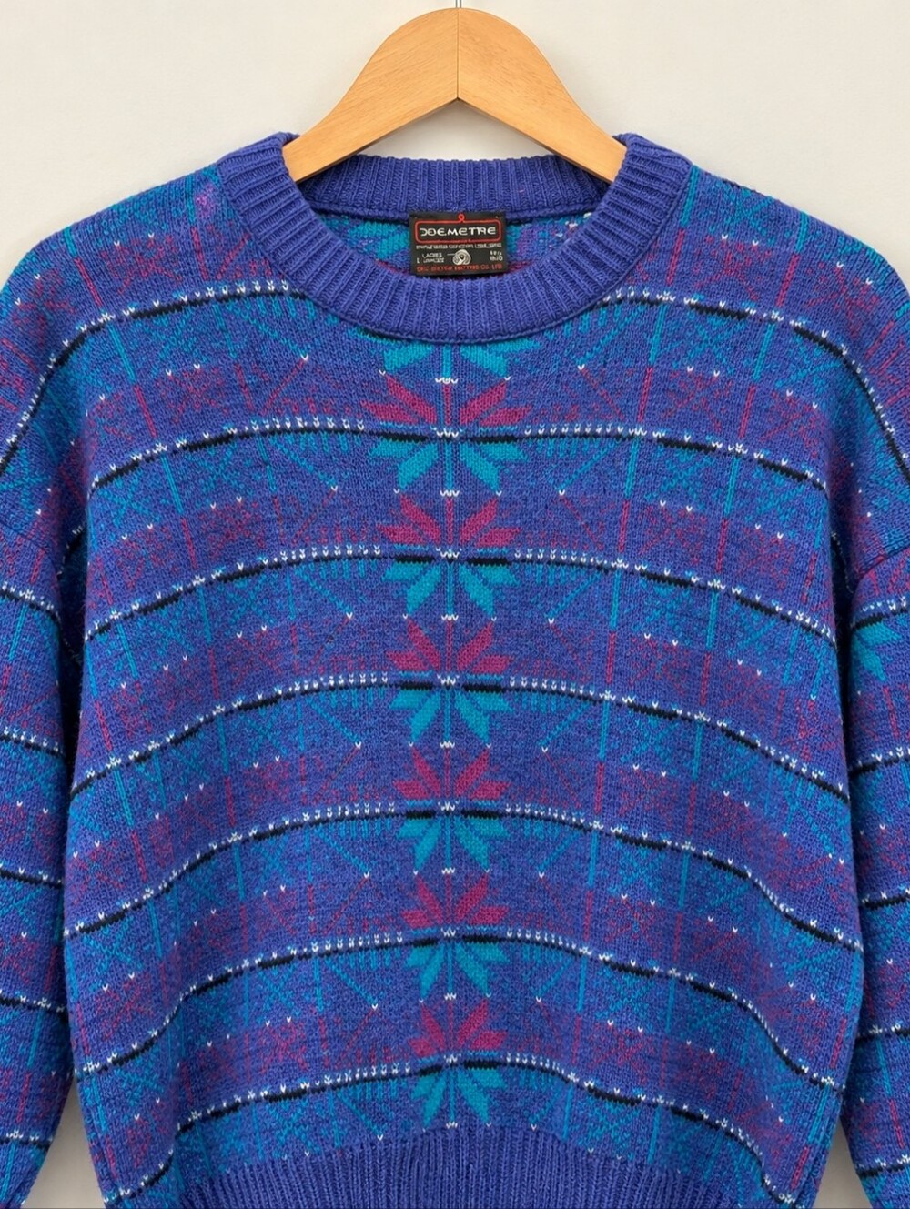 Purple Snowflake Pattern Demetre Ski Lodge Pullover Sweater Large